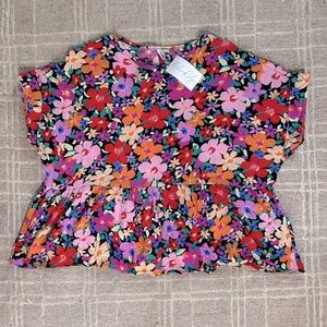 2 HEARTS • Floral Peplum Blouse 100% Rayon
